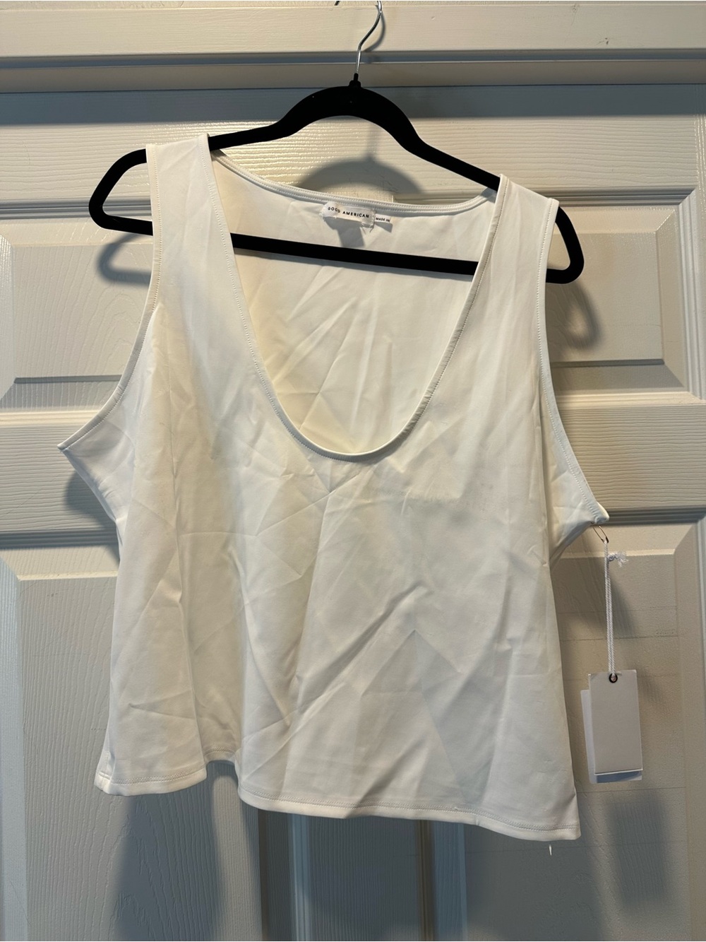 Good American White Scoop Neck Tank Top
